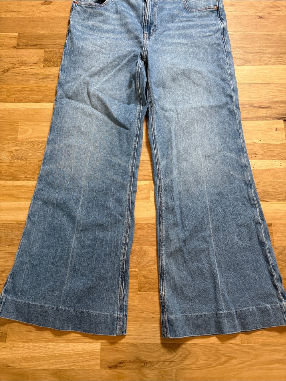 American Eagle Outfitters Medium Blue Wide-Leg Flare Jeans 10R - Picture 6 of 15